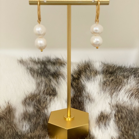 Freshwater Pearl Earrings - Picture 1 of 1